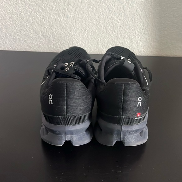 On Cloud Surfer Mens Size 11.5 D Width - Picture 4 of 6